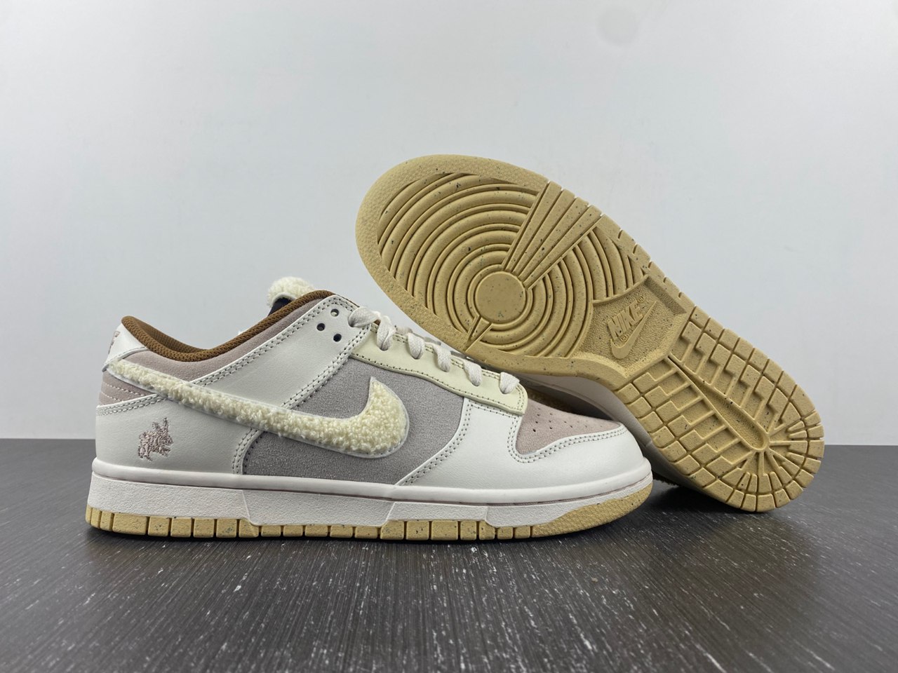 Nike Dunk Low  FD4203-211